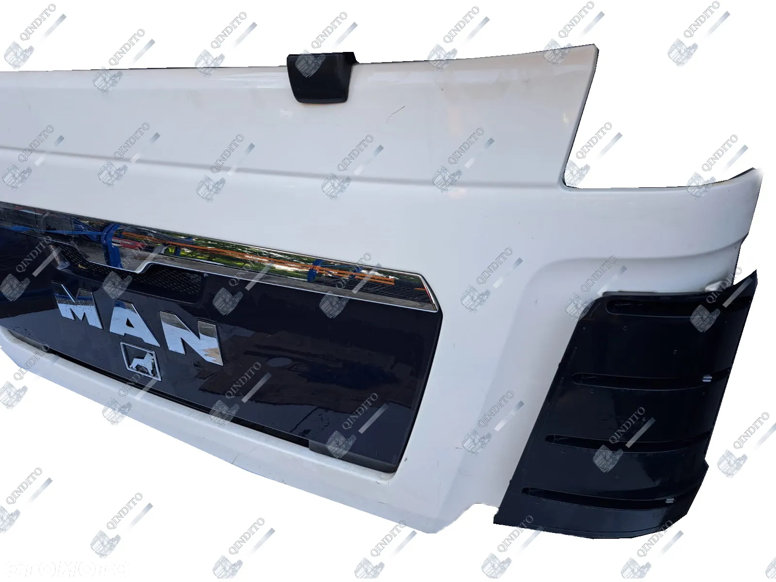 MASKA ATRAPA GRILL MAN TGX 81611106041 - 2