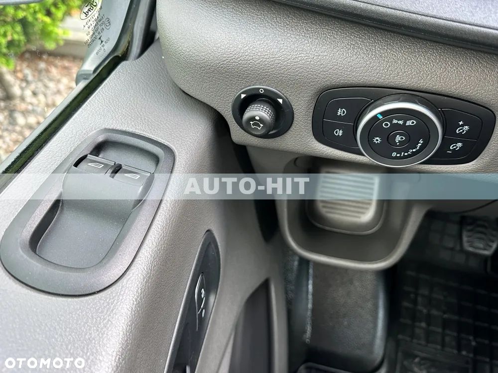 Ford Transit - 19