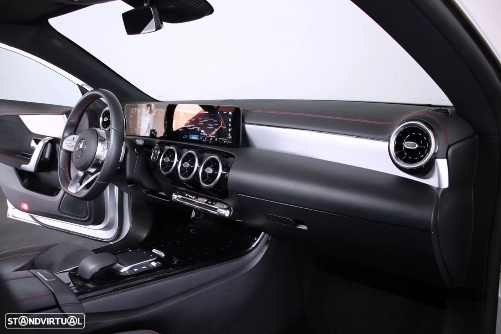 Mercedes-Benz CLA 180 d Shooting Brake AMG Line Aut. - 11