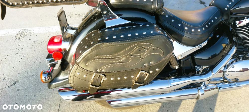 Suzuki VL 800 Volusia - Boulevard C50 - 12