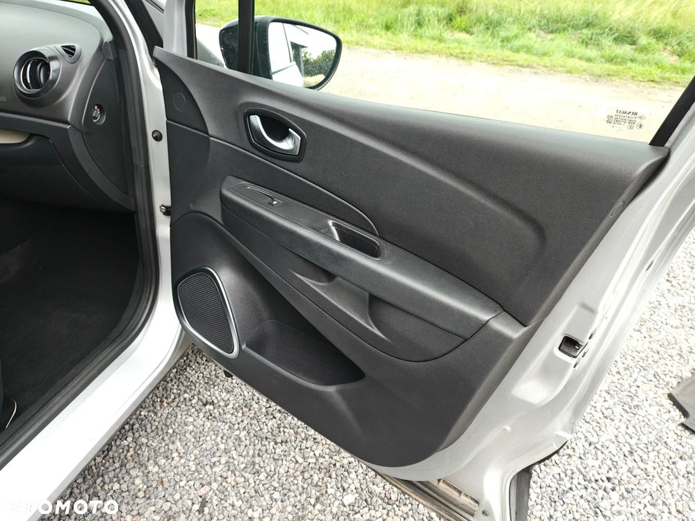 Renault Captur 1.2 Energy TCe XMOD EDC - 12