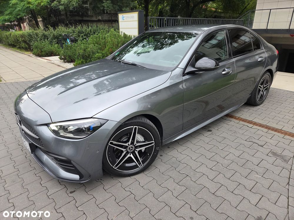 Mercedes-Benz Klasa C 200 mHEV 4-Matic AMG - 24
