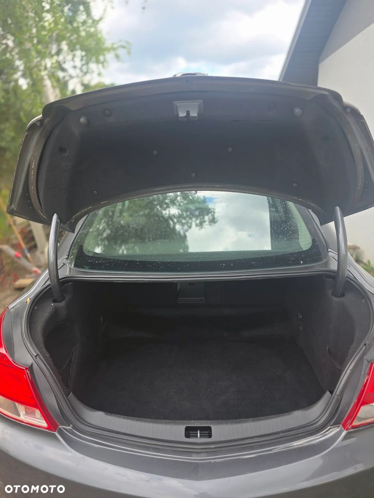 Opel Insignia 2.0 CDTI - 10