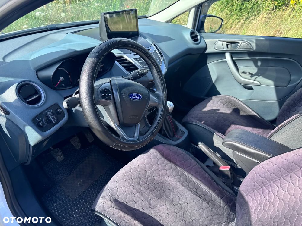 Ford Fiesta - 14