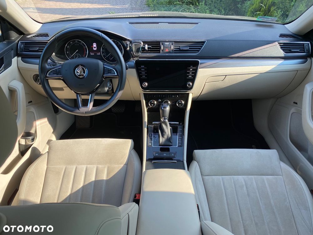 Skoda Superb 2.0 TSI Style DSG - 8