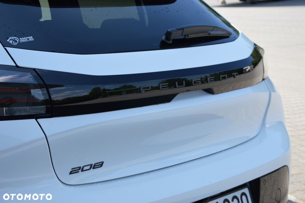 Peugeot 208 PureTech 100 Allure - 14