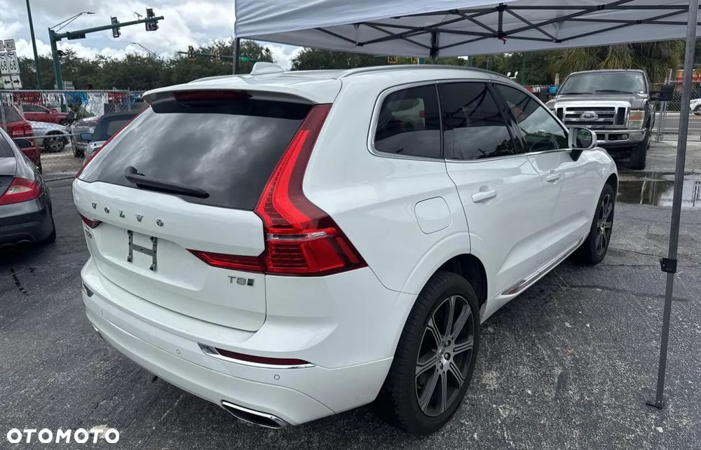 Volvo XC 60 T6 AWD Inscription - 4