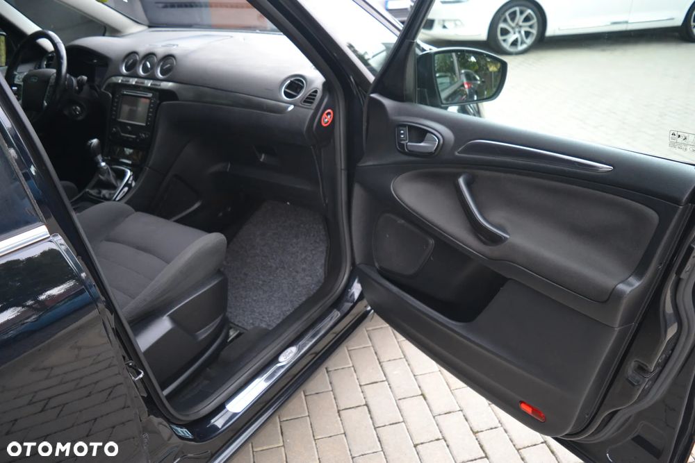 Ford Galaxy 2.0 TDCi Titanium - 13