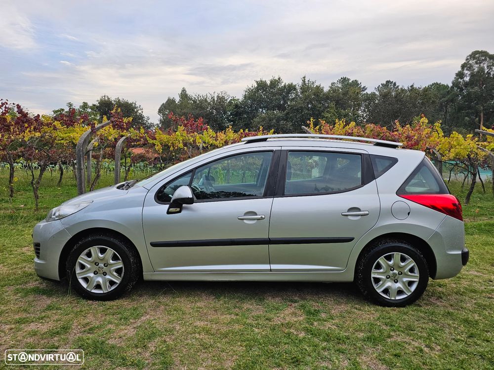 Peugeot 207 SW 1.4 Trendy - 6