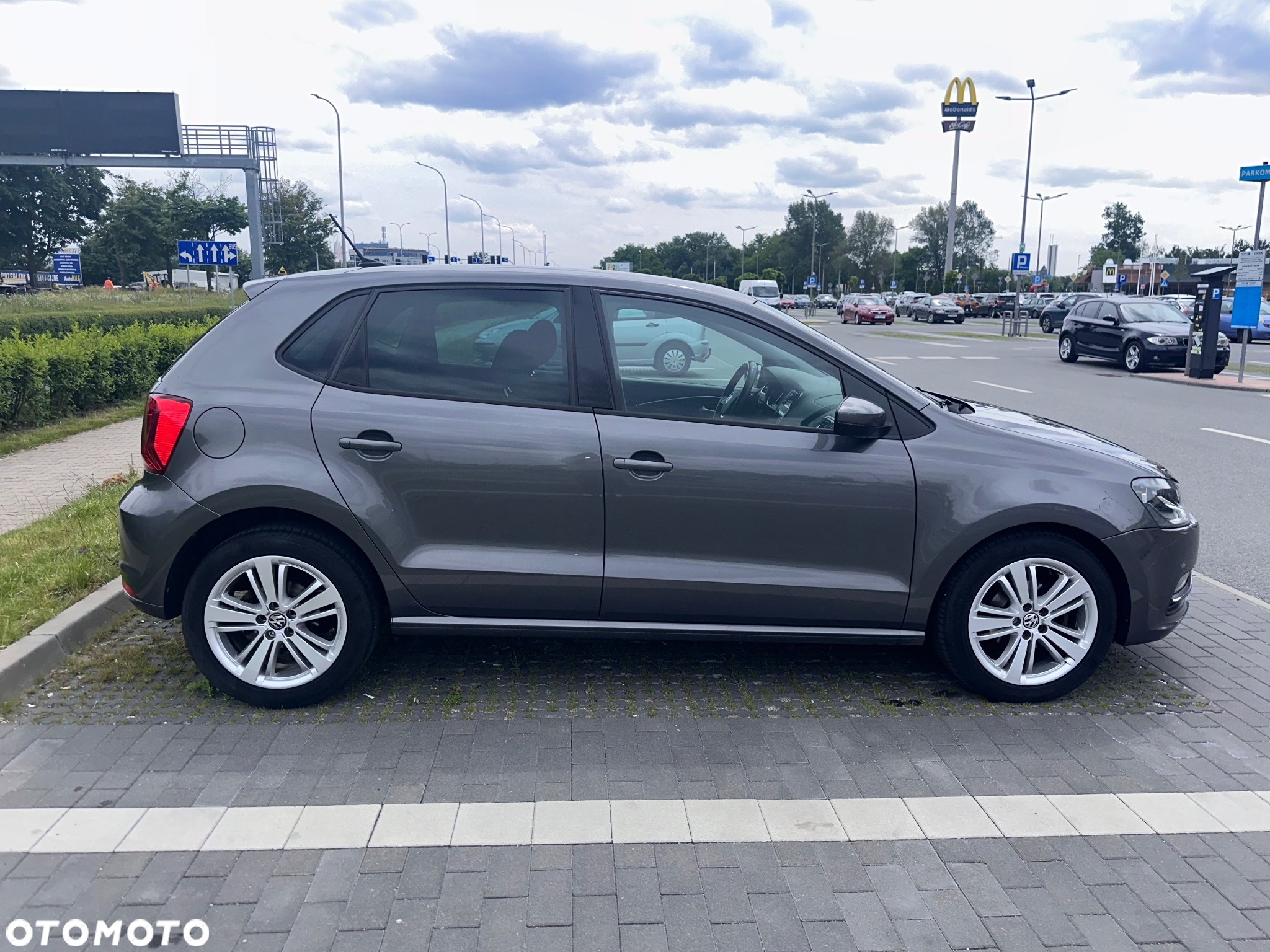 Volkswagen Polo - 9