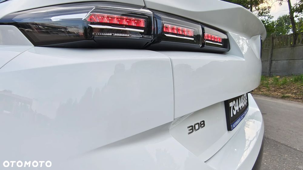 Peugeot 308 BlueHDi 130 EAT8 Allure Pack - 14