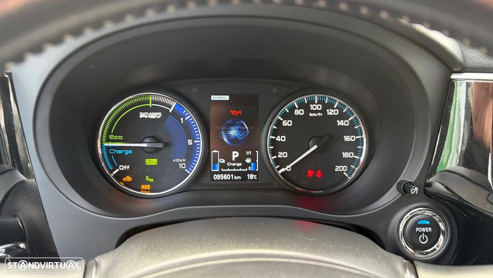 Mitsubishi Outlander - 6