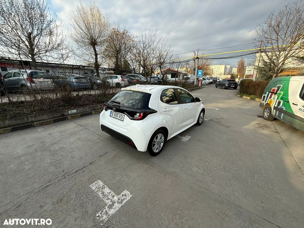 Toyota Yaris 1.5 MT Dynamic - 13