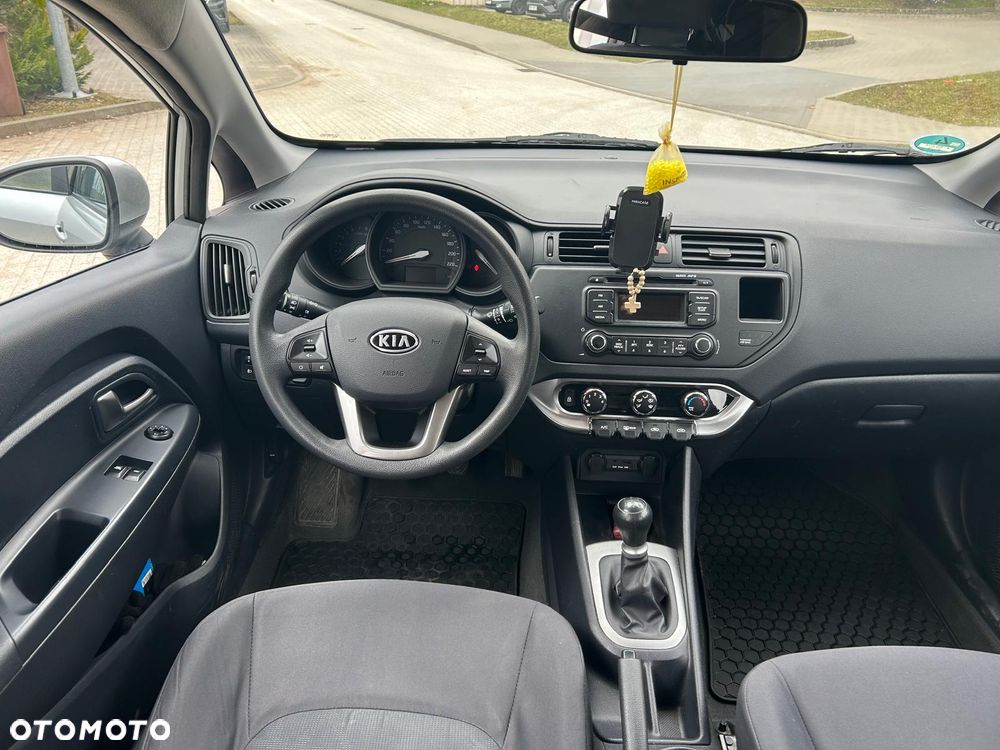 Kia Rio 1.2 Attract - 7