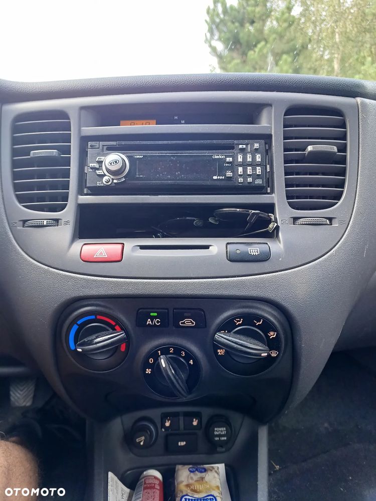 Kia Rio 1.5 CRDi Comfort + - 5