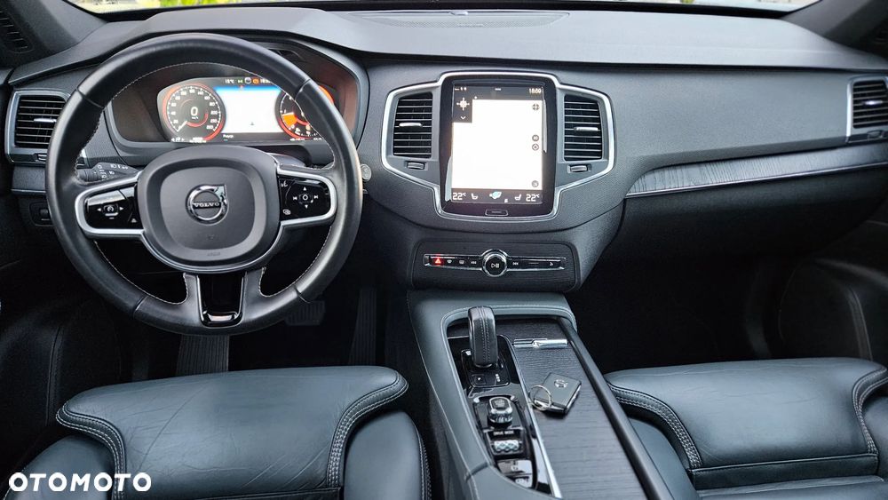 Volvo XC 90 B5 D AWD Momentum Pro 7os - 24