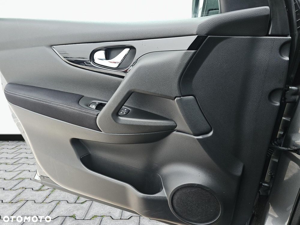 Nissan Qashqai - 17