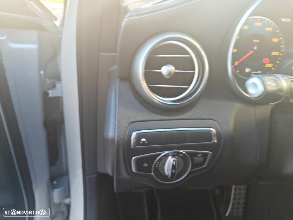 Mercedes-Benz C 300 de T 9G-TRONIC AMG Line - 17
