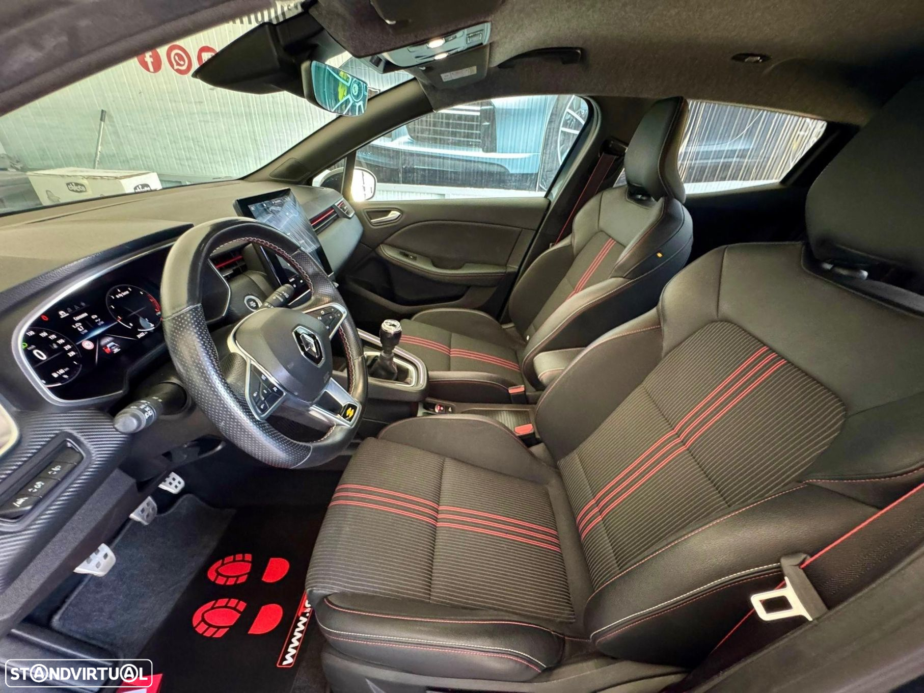 Renault Clio 1.0 TCe RS Line - 12