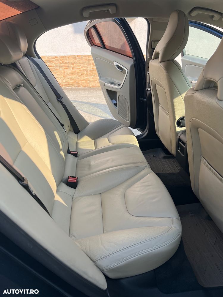 Volvo S60 - 7