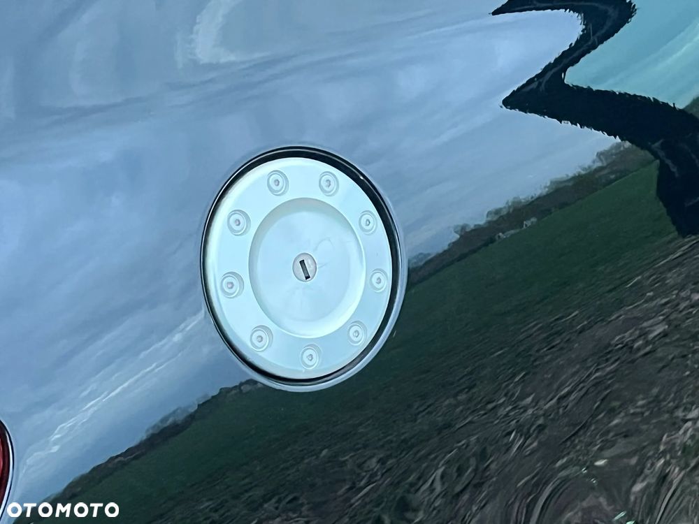 Peugeot 206 75 JBL - 17