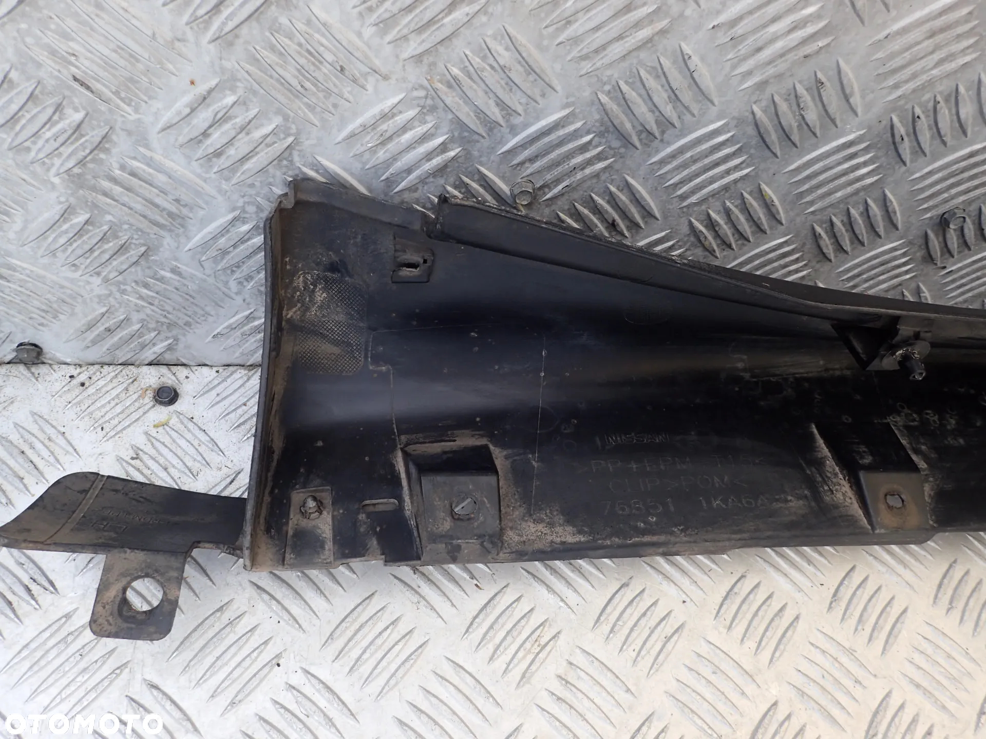 LISTWA PROGOWA LEWA NISSAN JUKE 76851 1KA6A - 6
