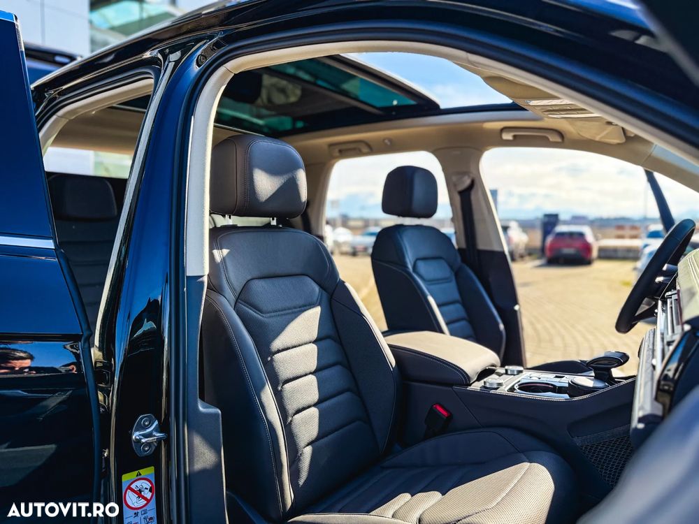 Volkswagen Touareg V6 TDI 4MOTION Elegance - 9