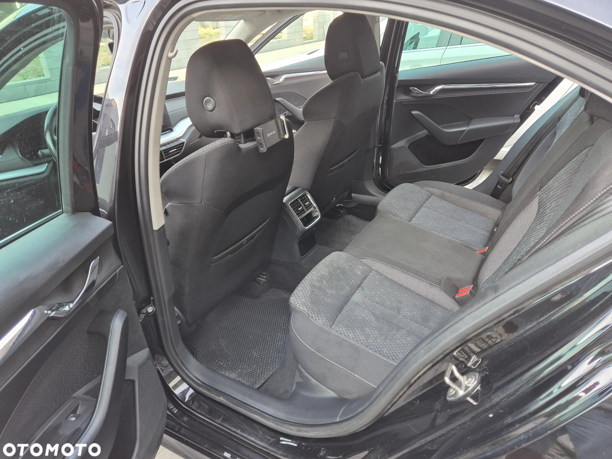 Skoda Octavia 2.0 TDI Style DSG - 6