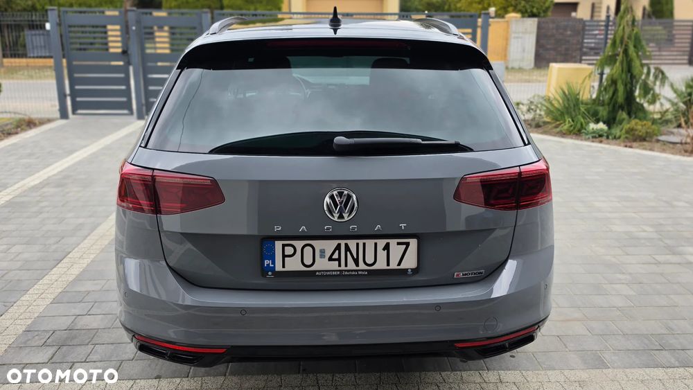 Volkswagen Passat - 6