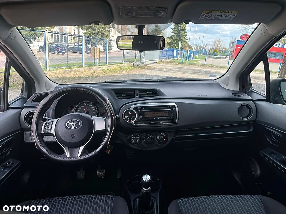 Toyota Yaris 1.0 Active - 5