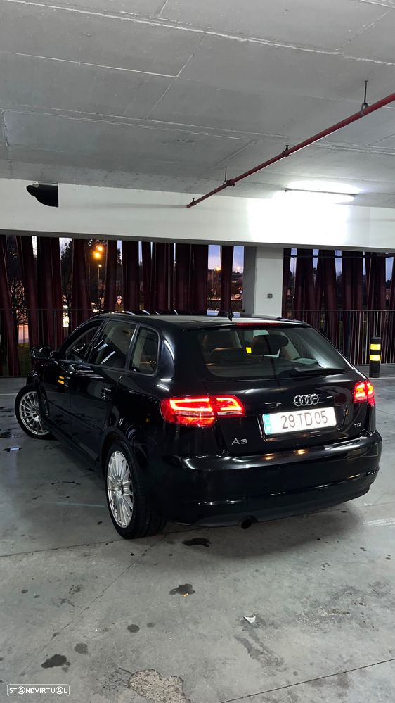Audi A3 Sportback 1.6 TDI DPF Ambition - 3