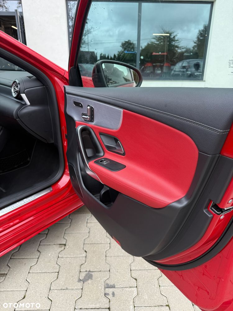 Mercedes-Benz Klasa A 250 4Matic 7G-DCT Edition 19 - 13