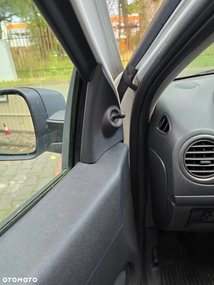 Renault Clio 1.5 dCi Alize - 15