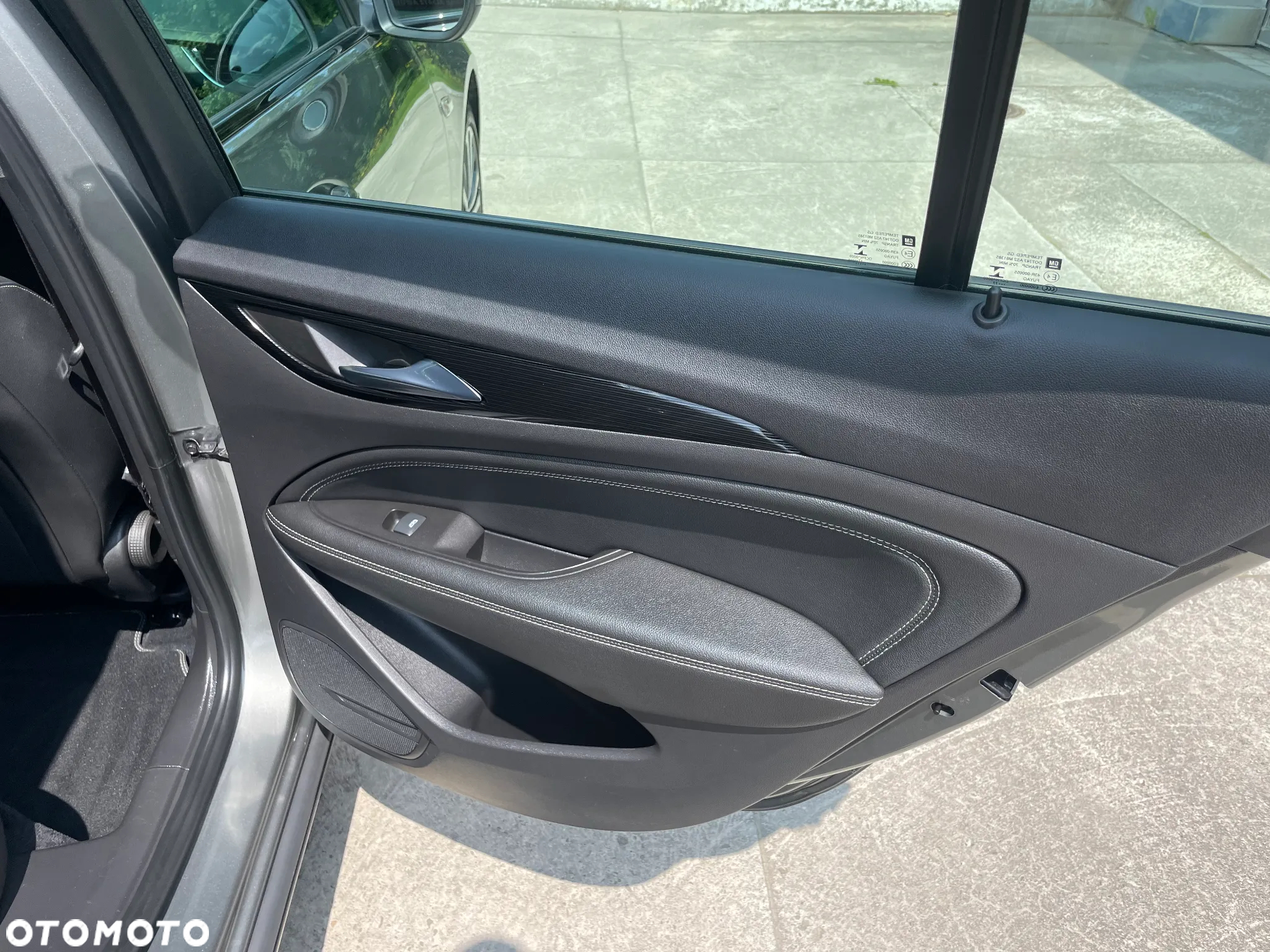 Opel Insignia 2.0 CDTI 4x4 Automatik Design Edition - 21