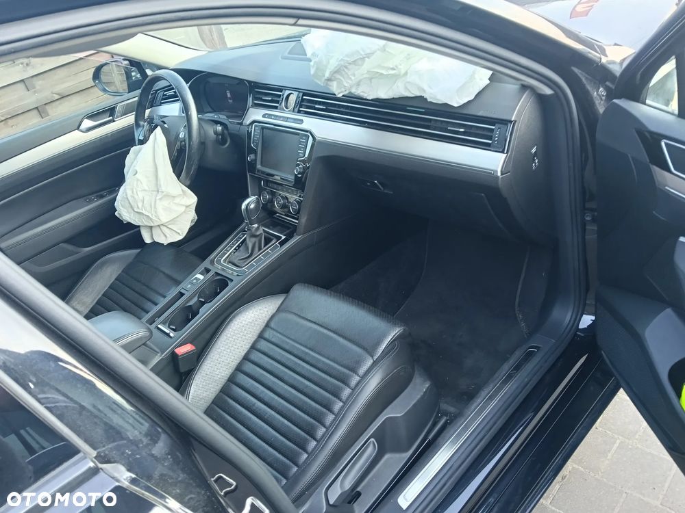 Volkswagen Passat 2.0 TSI BMT Comfortline DSG - 5