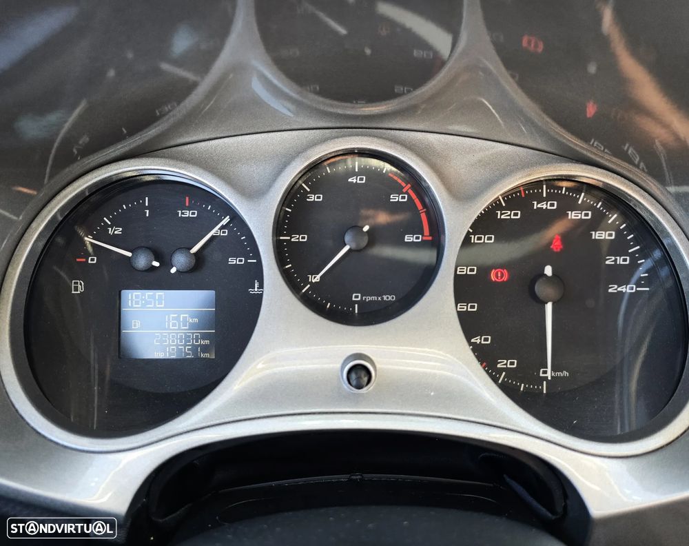 SEAT Leon 1.6 TDI Sport - 15