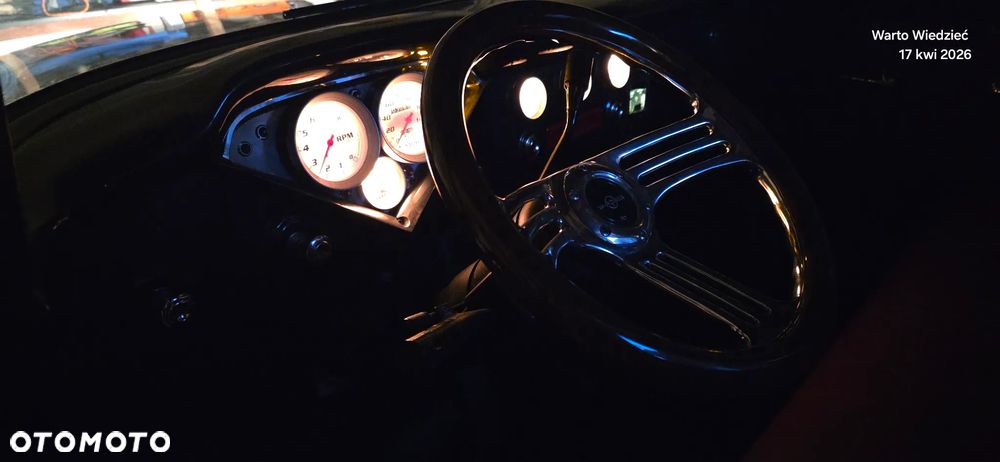 Chevrolet Apache - 36