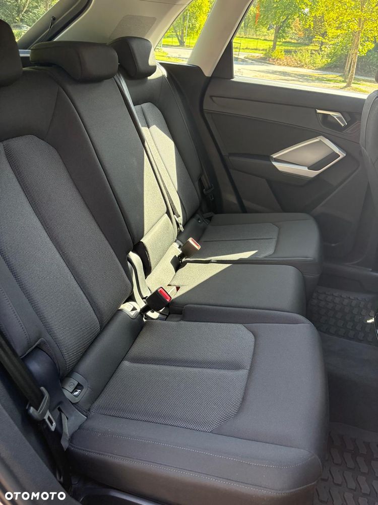 Audi Q3 35 TFSI S-Line - 12