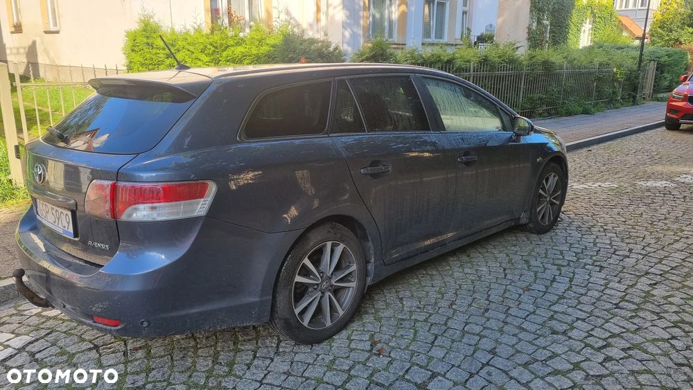 Toyota Avensis Combi 2.0 D-4D Business Edition - 6