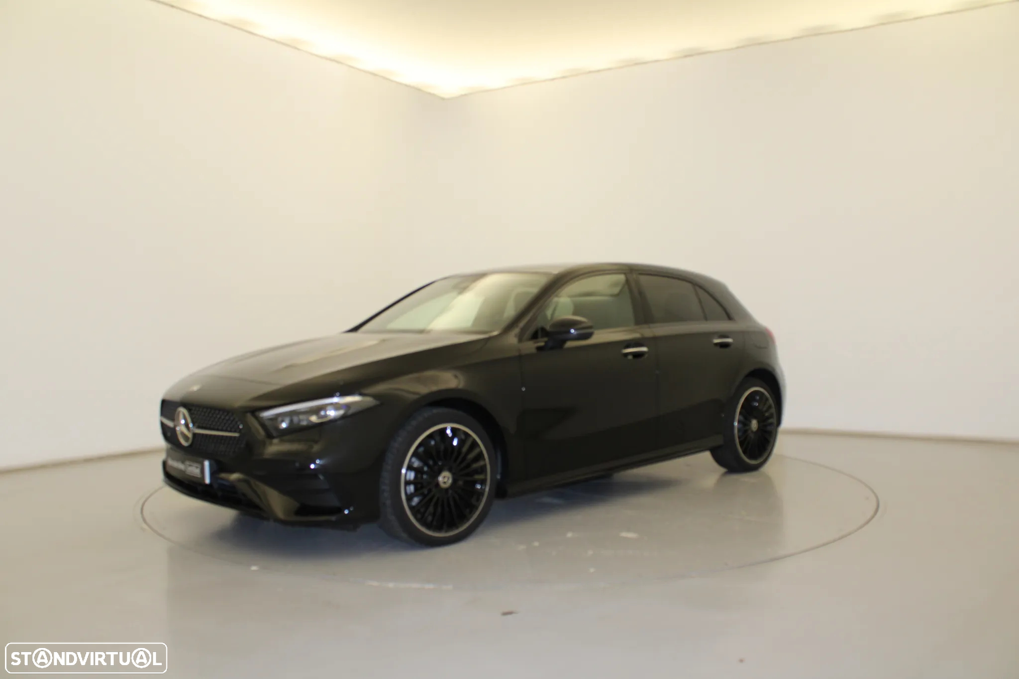 Mercedes-Benz A 250 e - 16