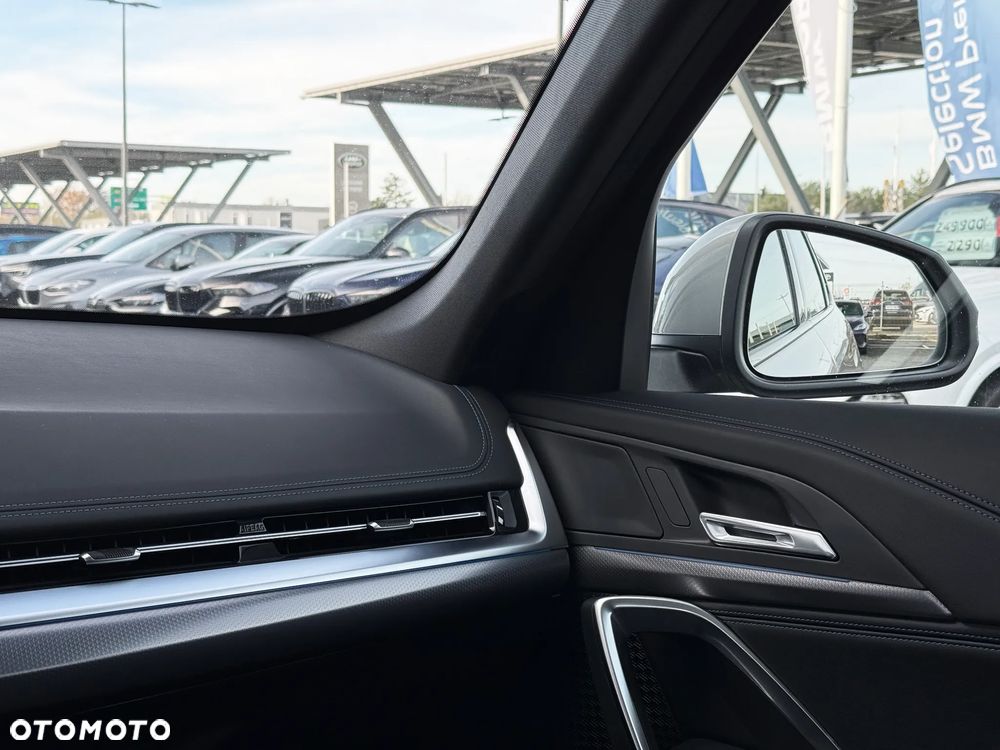 BMW X1 sDrive20i mHEV M Sport sport - 17