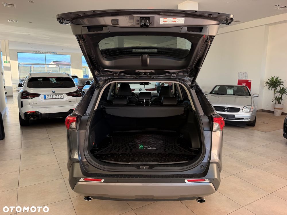 Toyota RAV4 2.5 Hybrid Black Edition by JBL 4x4 - 40