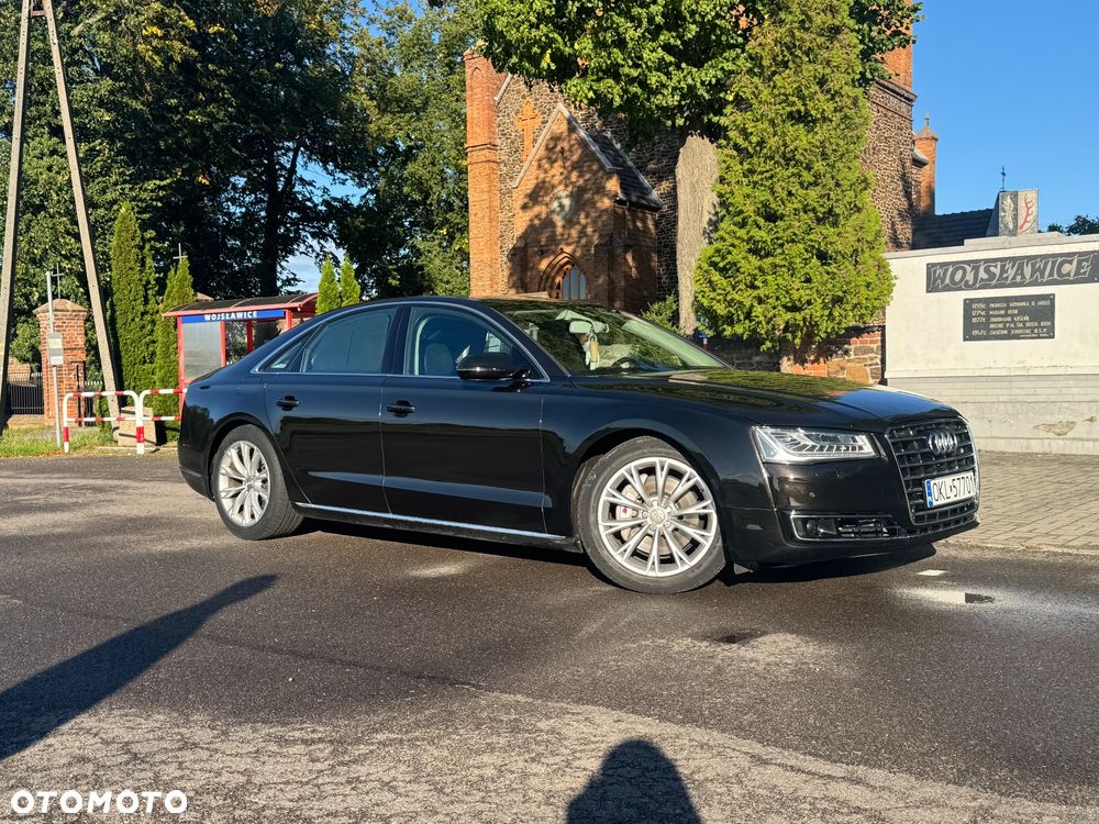 Audi A8 2015 photo 3