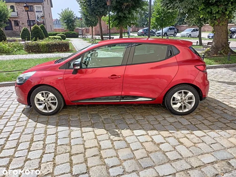 Renault Clio 1.2 16V Limited - 3