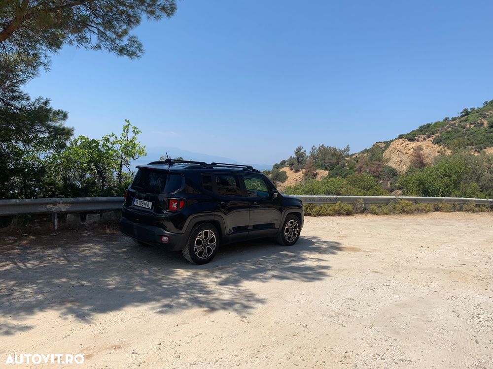 Jeep Renegade 1.6 E-TorQ 4x2 Sport - 12