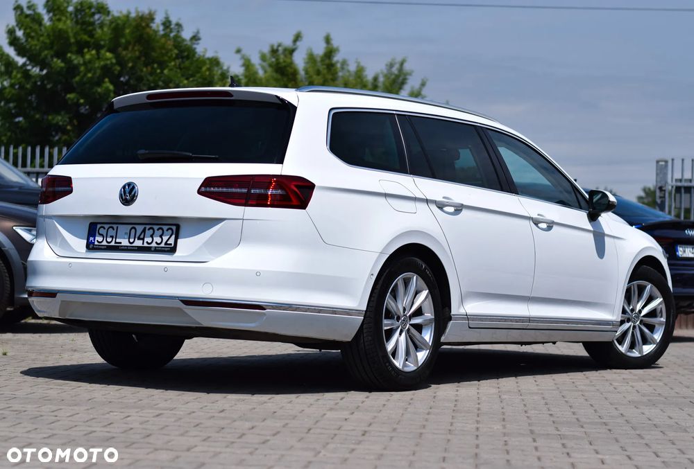 Volkswagen Passat Variant 2.0 TDI SCR DSG Highline - 37