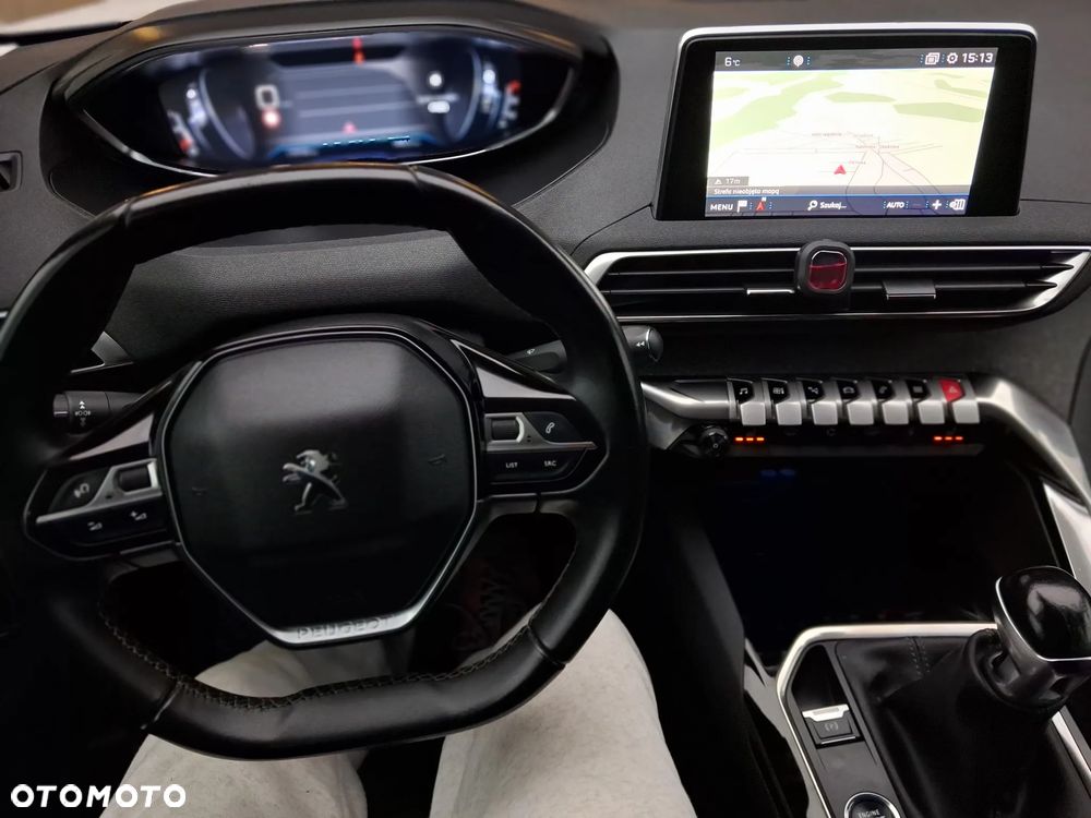 Peugeot 5008 PureTech 130 Stop & Start Allure Pack - 11