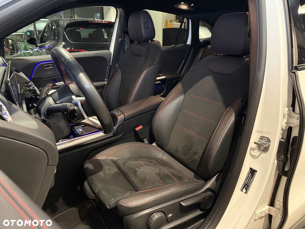 Mercedes-Benz GLA 200 d AMG Line - 26