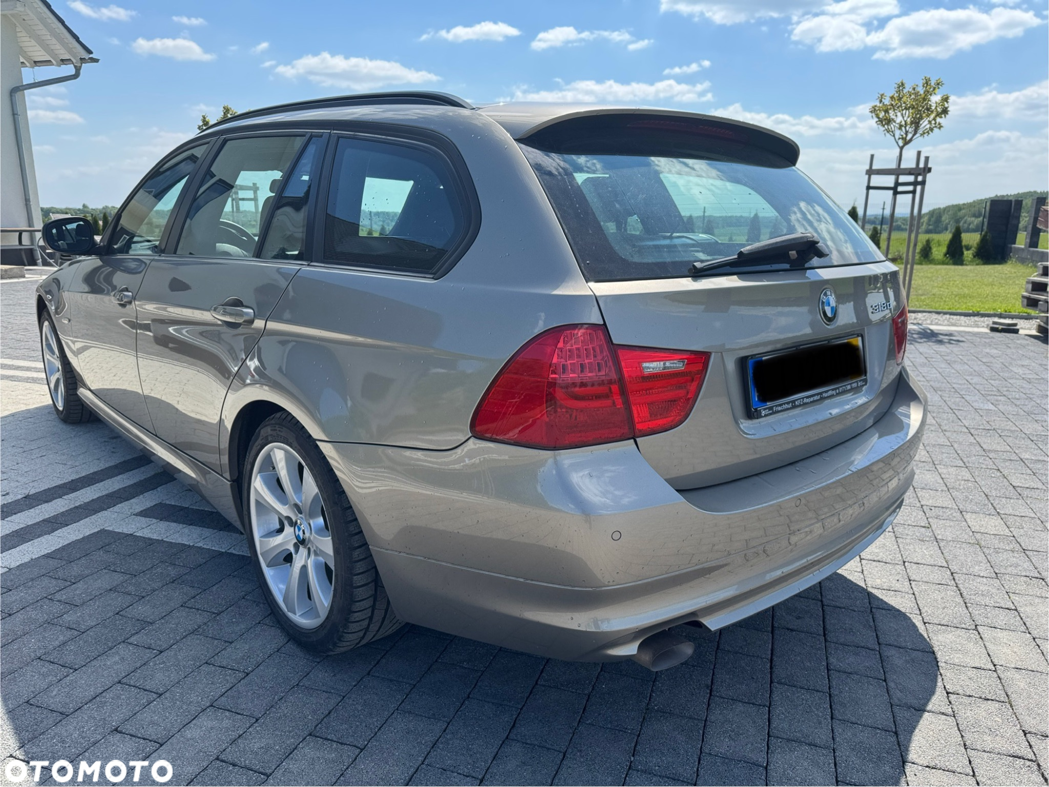 BMW Seria 3 318d DPF Touring Edition Exclusive - 6