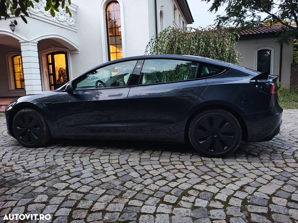 Tesla Model 3 AWD Long Range - 17